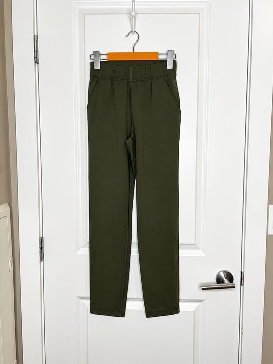 Babaton Pants - Babaton Dark Olive Green Pull-On Pants – Size 2XS